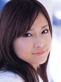 亀井絵里って今知ったのですが可愛いですか ちなみにこれは嫉妬とかじ Yahoo 知恵袋