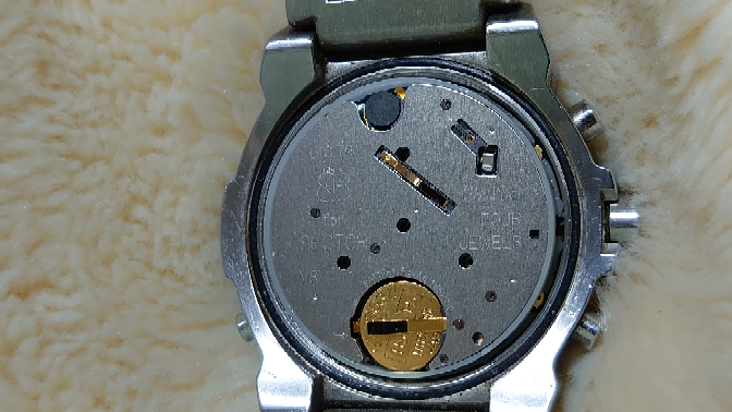 この時計の電池交換したいのですがショートさせるときのACはどこになるのでしょうか？ G10 791です。