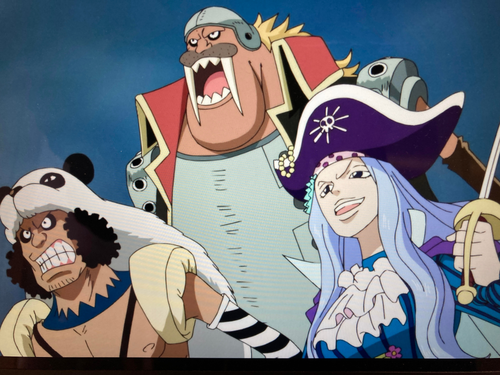 この右の女キャラの名前を教えてくださいワンピースのキャラです 氷の魔女 Yahoo 知恵袋