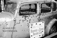 映画 俺たちには明日はない のラストシーンについて ボニーには２００発以上でク Yahoo 知恵袋