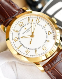 ヴァシュロンのこちらの時計を買おうかと思っているのですが、フリマアプリのためイマイチ信用しきれないところがあるのですが、本物だと思いますか？ 