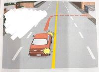 道路のルールについて 黄色い線で区切ってあるところを車線変更し Yahoo 知恵袋