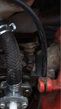 耕うん機のエンジンが息継ぎするようになりました よく見たら 何かのレ Yahoo 知恵袋