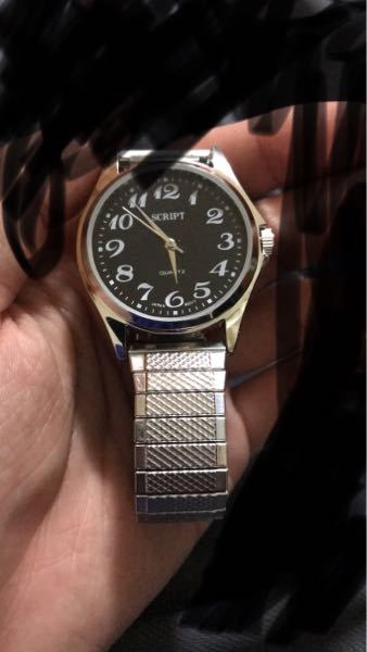 この腕時計は、防水ですか？ スクリプトという時計です 急いでます