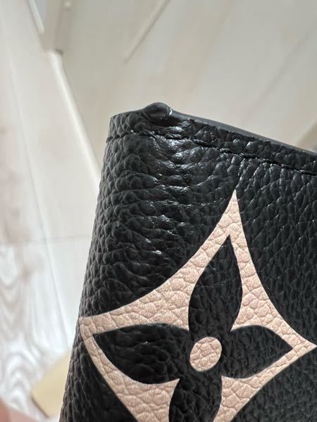 ルイヴィトン財布、不良品判定してください！ - 2日前に正規店での購入