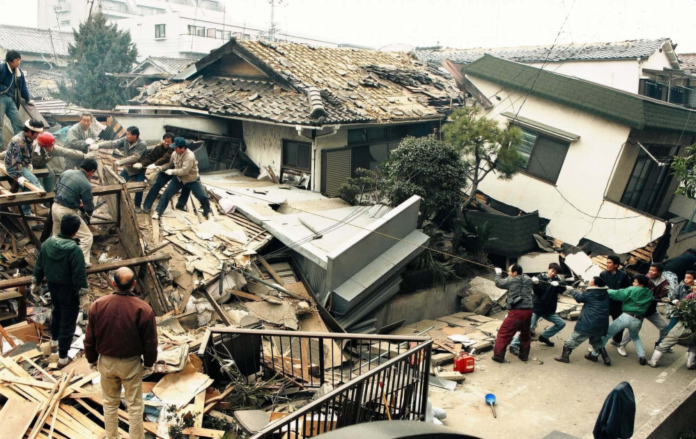 阪神淡路大震災の後専門家らしき人が「これで神戸には当分の間大きな地震は起きないから、防災モデル都市として整備すべきです」と発言しました。この発言の根拠は何ですか？ また、本当に神戸には当分の間大きな地震は起きないのですか？