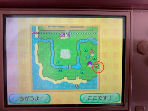 とび森です 赤丸がついている 看板みたいなものはなんですか あと これは斜め滝 Yahoo 知恵袋