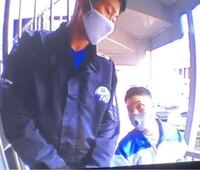 至急この人達誰か分かりますか 朝から何回もインターホン鳴らしてきてド Yahoo 知恵袋