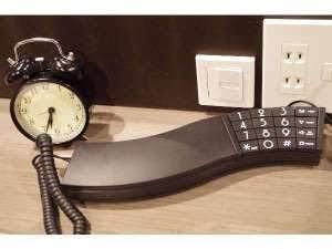 この黒色の電話の使い方が分かりません どう使えばいいのですか？
