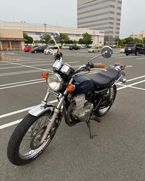 cb400ssを写真のようなヨンフォア仕様にするにはいくらぐらいかか