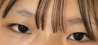 この目って最悪ですよね？ 自分の目がだいっきらいです。細くて小さくて左右非対称な目。化粧して大きくなったと思ったらいうほど変わらない。卒アルの写真なんてもう最悪です。二重にしてみても細いのには変わらないです。橋本環奈ちゃんやみなみちゃんのような大きい目が欲しいです。アドバイスください。