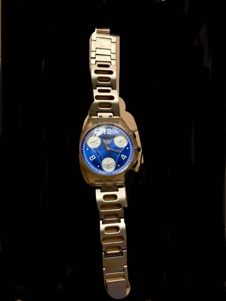 swatchのこの腕時計のストップウォッチが右下のボタンを押して