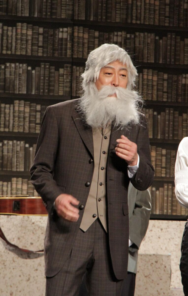 久し振りに、辰巳琢郎を観たら、髪も髭も真っ白のお爺さんになってました! どうして、急に老けたのですか?