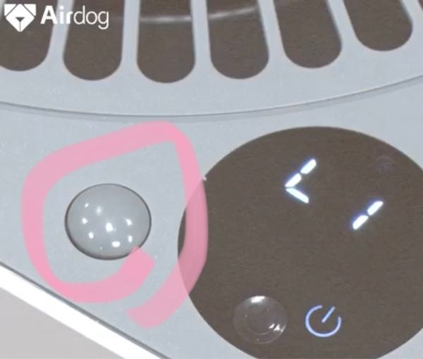 高機能空気清浄機、エアドッグ X3sのこのボタン（出っぱり）は何のためにあるものですか？