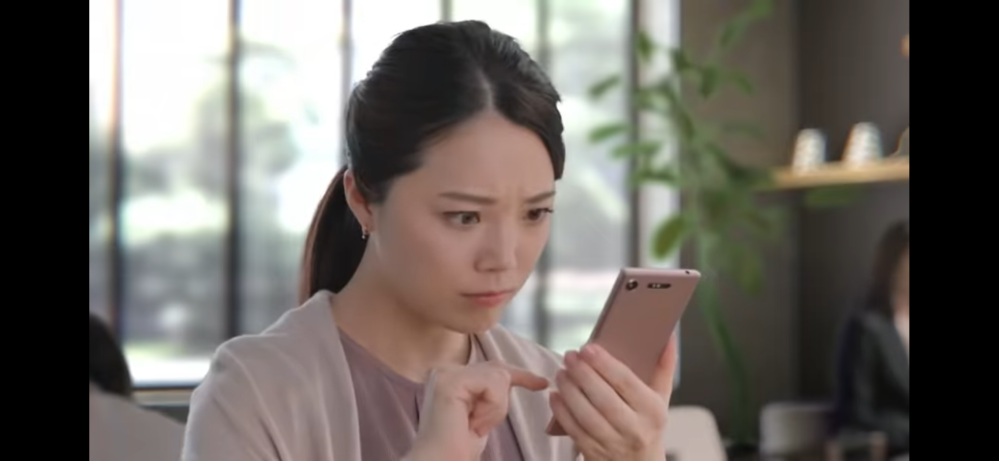 はなさく生命沢村一樹さん出演のこちらのcmの女優さんはどなたか教えて Yahoo 知恵袋