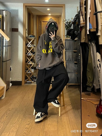 私はこういう服の系統 が好きなんですけど 男ウケ悪いですかね 男ウケのいい服の Yahoo 知恵袋