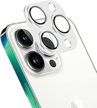 カメラカバーに付いての質問です。 通販で新しいスマホケースを買ったのですが、そのケースがカメラの部分だけ高くなっている仕様なのを確認不足で見落とし、カメラ周辺を覆うタイプのカメラカバーを付けているので当たり前ですが上手くはまりませんでした。(画像のようなカメラカバーです)

そのまま使うとケースが歪みそうだったのでカメラカバーを剥がそうかとも思いましたが、付けてから1週間ほどしか経ってお...