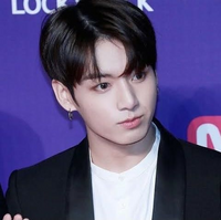 韓国アイドルはヘアセットをしても髪がサラサラですが あれはワッ Yahoo 知恵袋