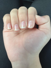 至急です 爪のピンクの部分を伸ばすにはどうすればいいのでしょうか オ Yahoo 知恵袋