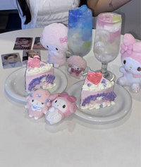 福岡にこんな感じのカフェありませんかー 可愛い色の韓国ぽケーキみたいな Yahoo 知恵袋