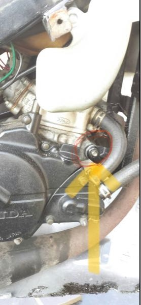 Ns1のこの部分のボルトの名称わかる方いますか 上から2本のフレームとエンジン Yahoo 知恵袋