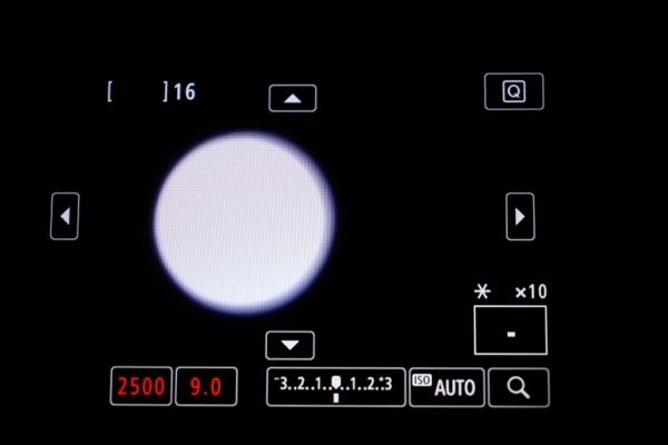 カメラのレンズが光軸ズレしているかどうかってどのように確認す... - Yahoo!知恵袋