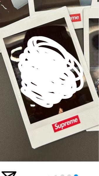 このsupremeのチェキはどこで買いますか？普通のチェキを買ってプ 