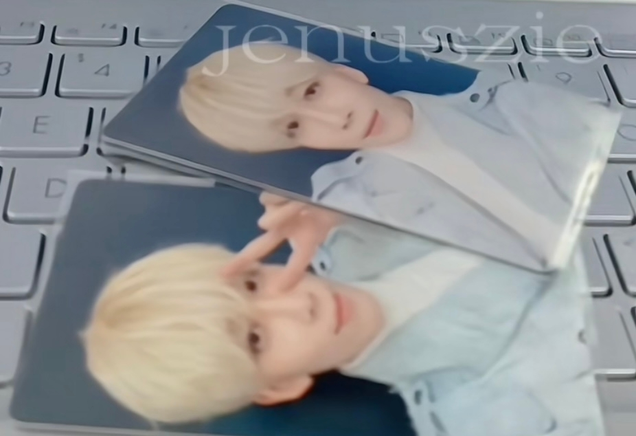 いつの時のトレカか教えて欲しいです！SEVENTEENジョンハントレカ !知恵袋