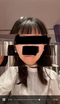 こんな感じで顔のパーツを交互にはめていって一つの顔写真を作るエフェクトってインスタにありますか？？
なんてエフェクトでしたっけ、、、？ 