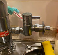 引っ越しに伴い、食器洗い機+水分岐栓）を売ります。配送料は