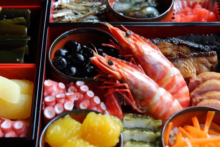 おせち料理は作る派ですか(^^♪ それとも購入する派ですか(^^♪