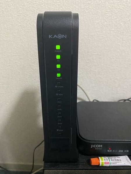 アパートで使用してるJ:COMのモデムなんですがたまにこんな感じで上から点滅再起動される感じなのですが何でしょうか？品名はKCM3101です