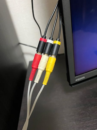 3色端子がないのですが、このテレビではwiiはできませんか