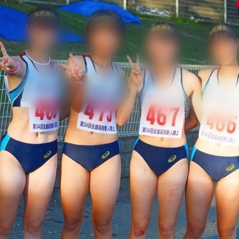 陸上　集合写真　エロ 