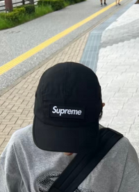 supreme ジェットキャップ　雰囲気◎ このsupremeのキャップの名前を教えて下さい！完全に真っ直ぐな