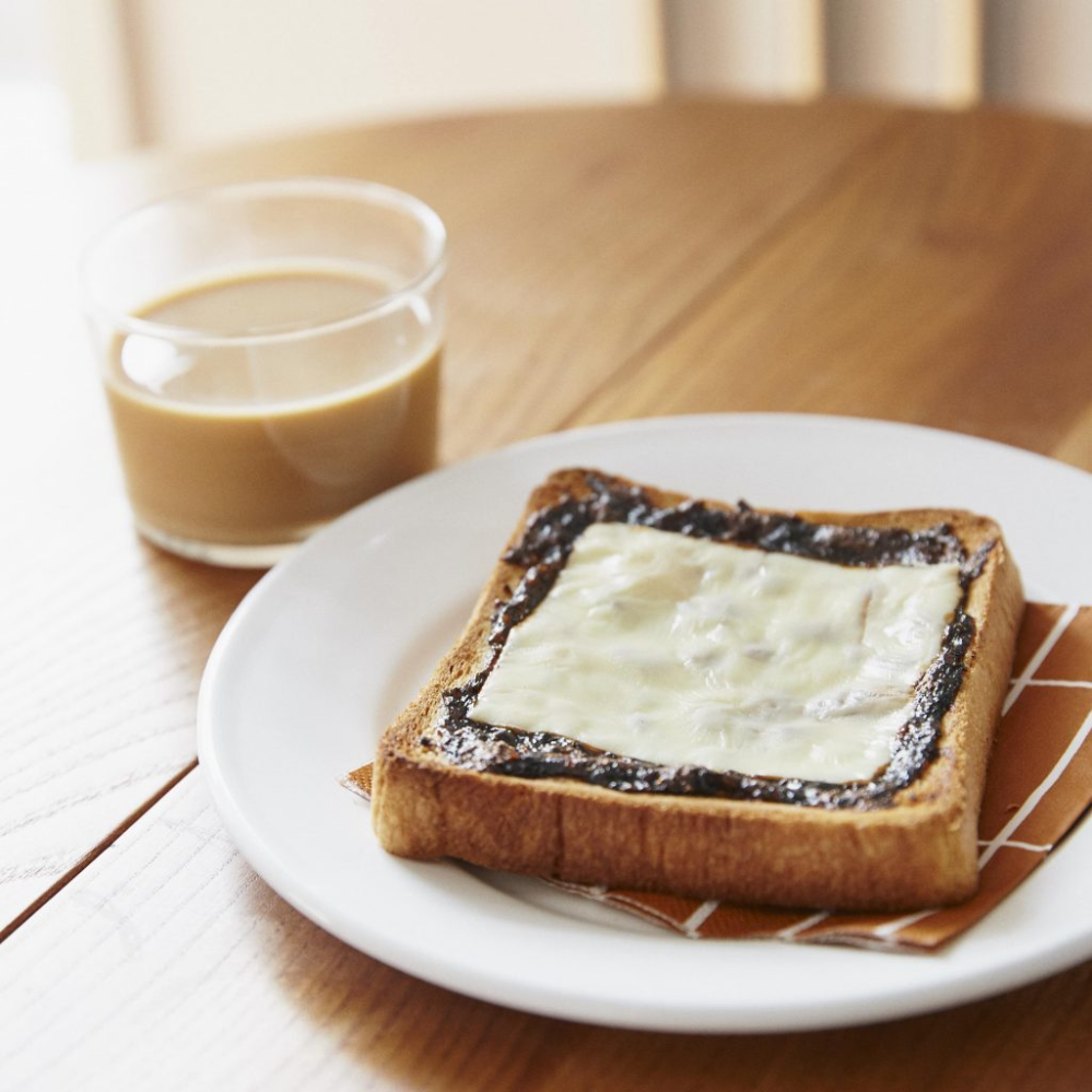 おはようございます 皆さんは 食パンに海苔の佃煮は アリですか？？