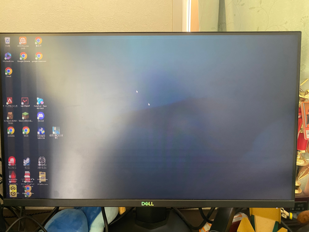 DellG2422HSというゲーミングモニターを使用しているのですが