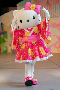 キティ着ぐるみ 1_000000003159.jpg?1682404546