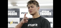 日本人のフェザー級のMMA選手の現在における強さランキングを作ってみました。

MMAフェザー級日本人強さランキング
1位:鈴木千裕
2位:金原正徳
3位:松嶋こよみ
4位:朝倉未来
5位:武田光司 6位:ISAO
7位:斎藤裕
8位:SASUKE
9位:今成正和
10位:摩嶋一整
11位:中原由貴
12位:横山武司
13位:山本空良
14位:平本蓮 

個人的にはこんな感じですが、どう思い...