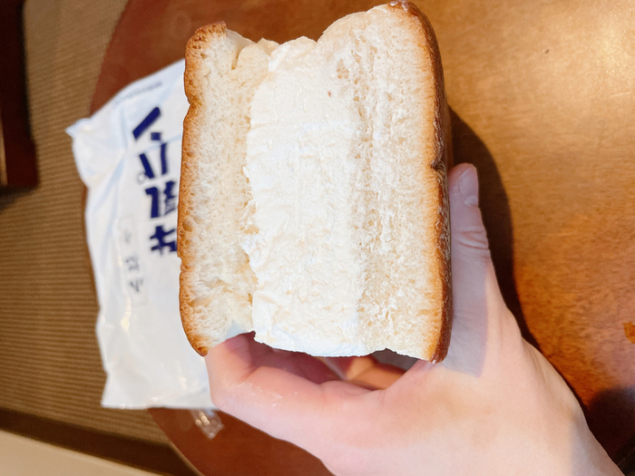 佐野仁美さんと長野県にある小松パン店で白いクリームたっぷりの牛乳パンを食べたいですか？