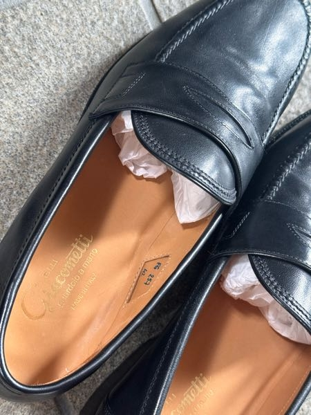 先日、ジャコメッティのローファーを購入したので、シューキーパーの