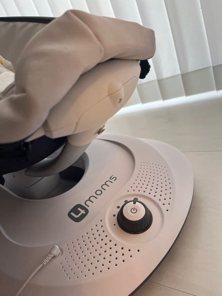 4moms電動バウンサーをお下がりで頂いたんですが、途中で必ず止まって 