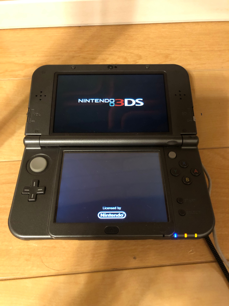 3dsについて質問です。ずっとこの画面で困っているんですけど修理に出