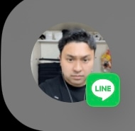 LINEの通知が来た時に表示される友達のアイコンが明らかに知らない人になっていることが最近よくあります。
LINEのアプリを開くと、いつも通りの友達のアイコンです。 ですが通知の時だけ知らない人になります。
友達の自動追加はオフになっていて、乗っ取りの可能性も考えパスワードを変更しました。
他に何か対策できることはありますか？
あと、お顔を晒してしまって申し訳ないのですがこの方は一体...