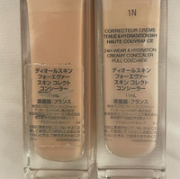 Diorコンシーラーについて右はメルカリでつい先日購入したもの、左は  