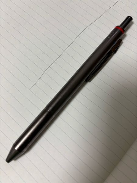 おじいちゃんの家で見つけたロットリングの4in1？ボールペンなんです
