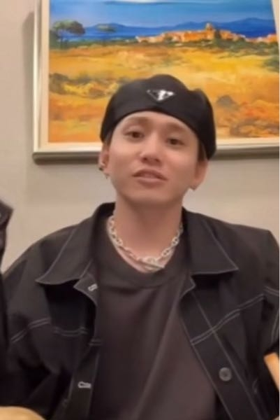 花村想太さんのネックレスはどこのブランドでしょうか？またこういう