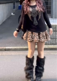 至急お願いします！こんな感じの服の系統は何と言いますか？平成