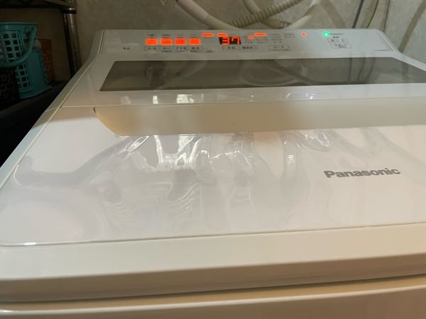 パナソニックの洗濯機を2年くらい使っています。写真のとおり蓋の膜が 