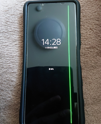 Androidのスマホにいきなり緑の縦線が出てきてしまいました。3